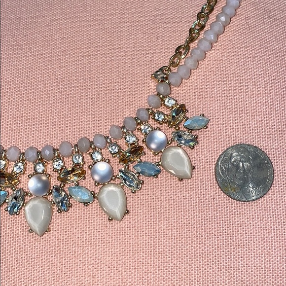 Loft Baby Pink and Gold Chunky Necklace - Picture 2 of 5